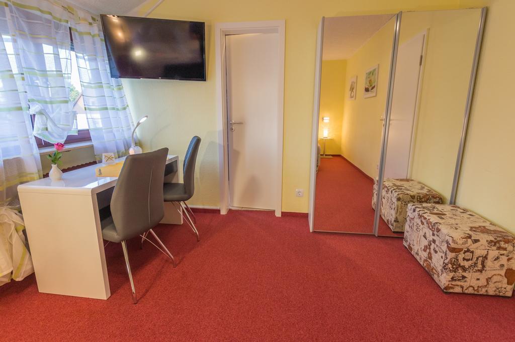 Hotel Rosengarten Schwäbisch Gmünd Kültér fotó