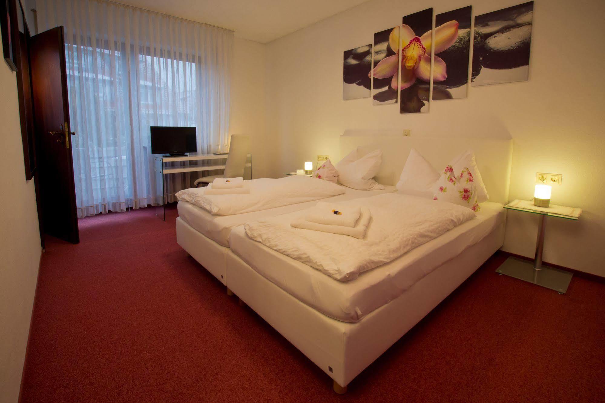 Hotel Rosengarten Schwäbisch Gmünd Kültér fotó
