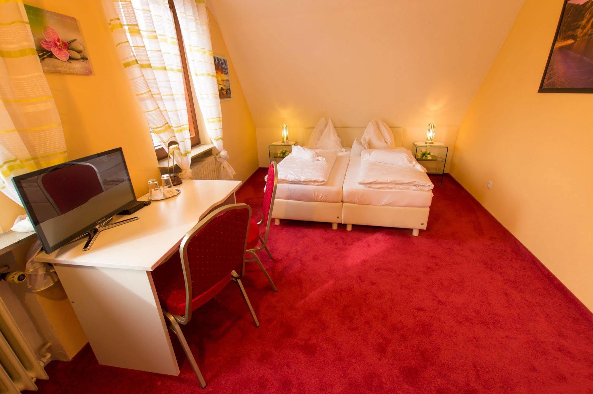 Hotel Rosengarten Schwäbisch Gmünd Kültér fotó